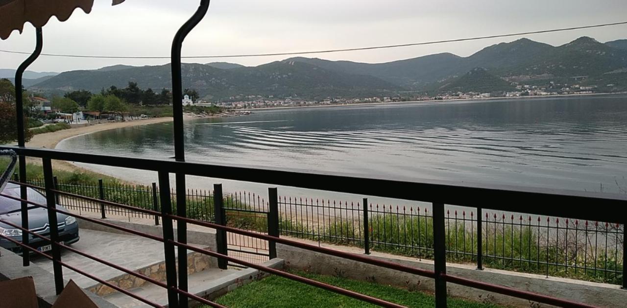 Nea Iraklitsa Villa Alexandra מראה חיצוני תמונה